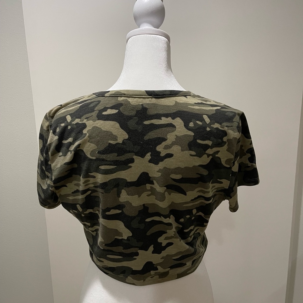 Lover + Friends Cropped Tee - Picture 2 of 3